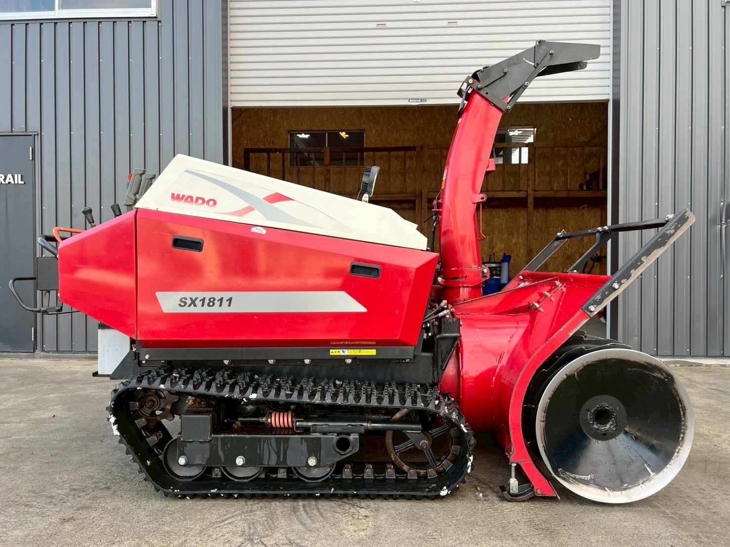 WADO　SX1811！大型除雪機！ディーゼル！